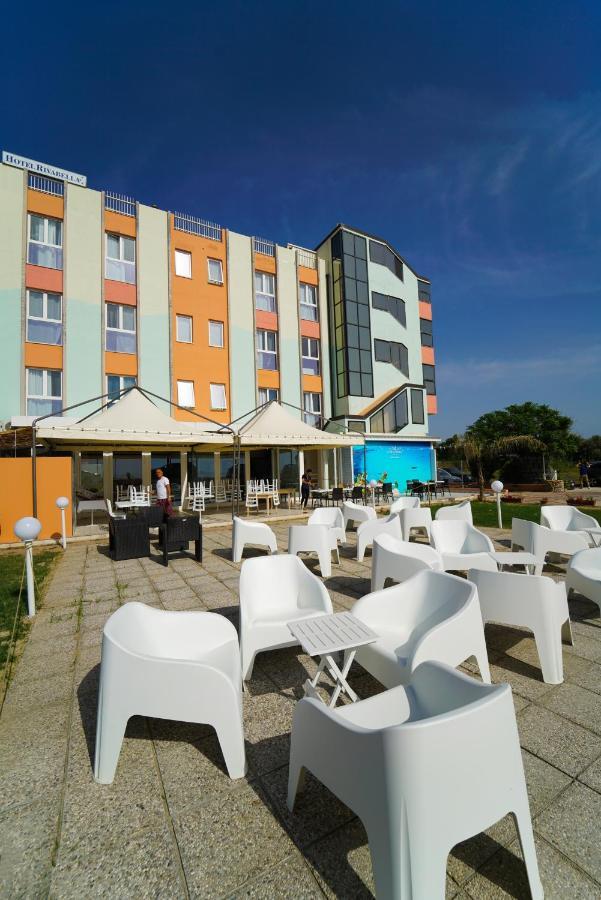 Hotel Rivabella 达沃利 外观 照片